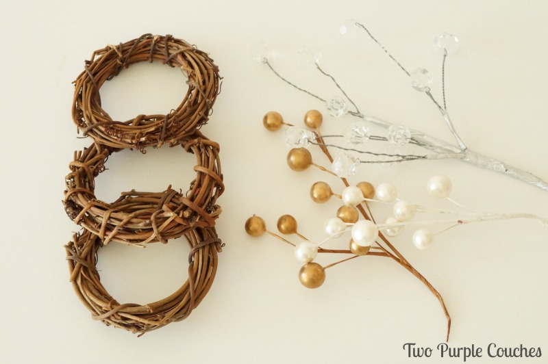 materials for making mini grapevine wreath napkin rings