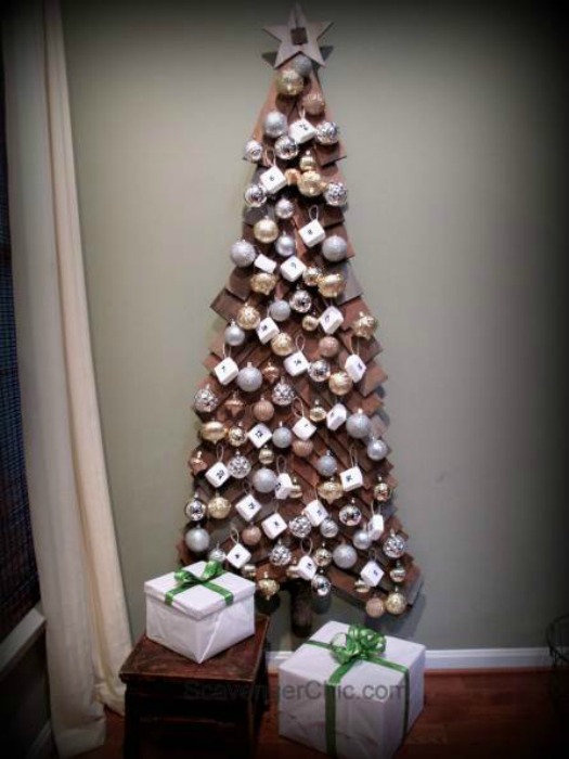 Advent-Calendar-Christmas-tree-cedar-shingles-wood-christmas-tree-009