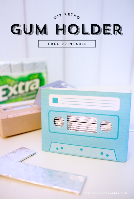 Cassette-gum-holder
