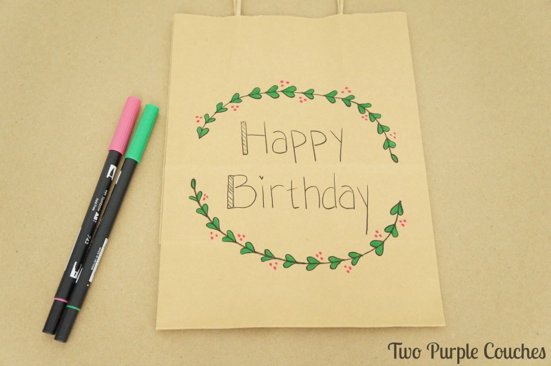How to embellish a gift bag