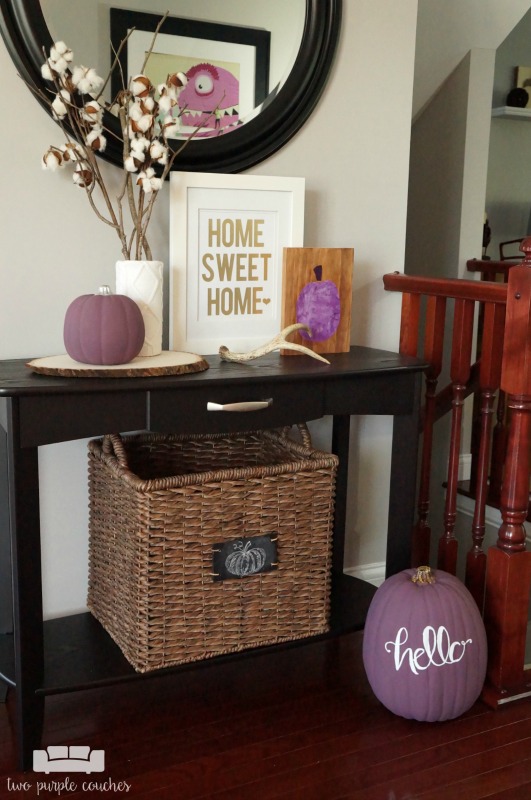 Beautiful, cozy neutral and purple fall home tour is a fresh take on fall decorating. Lots of decor ideas for fall that you can re-create.