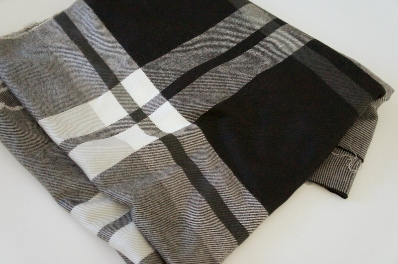 How to make a blanket scarf