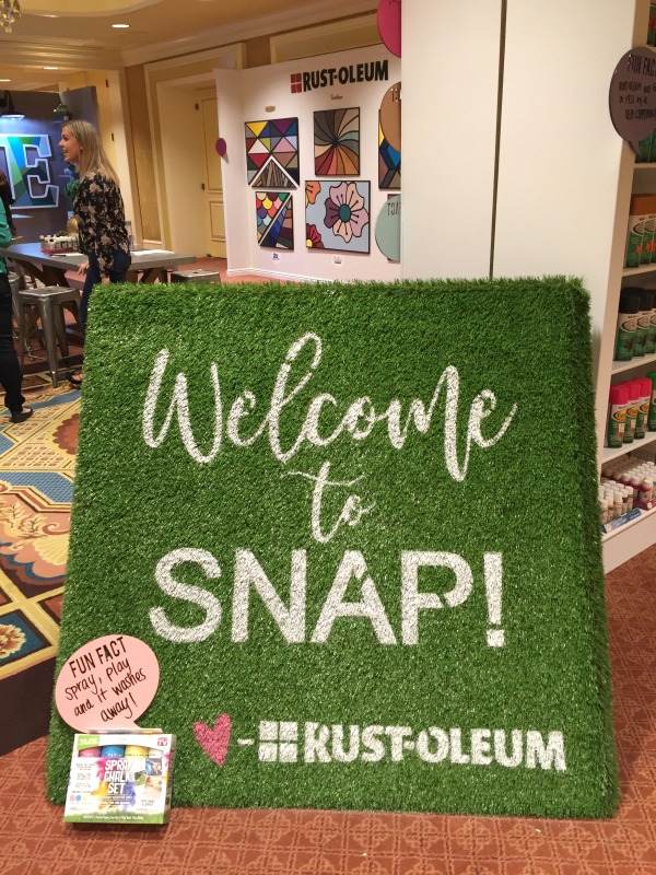 Have you ever been to the SNAP Conference for creative bloggers and entrepreneurs? I'm sharing a recap of my 2017 conference experience!