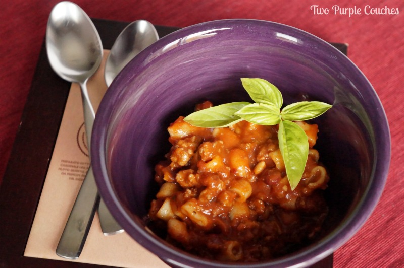 A perfect recipe for football parties and potlucks! Italian Sausage & Tomato Soup via www.twopurplecouches.com