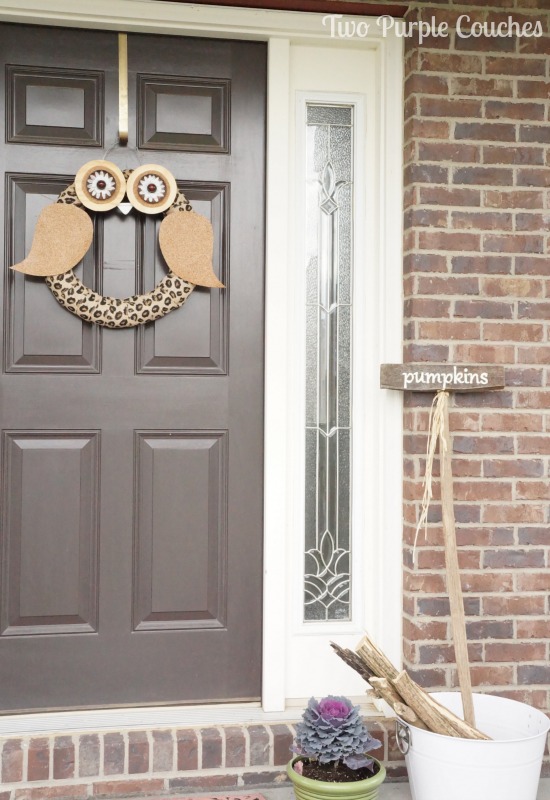Love this DIY Owl wreath! Perfect for a Fall porch! via www.twopurplecouches.com