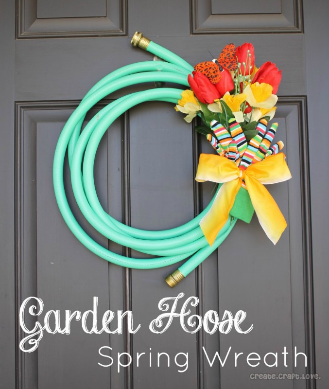 garden-hose-wreath-create-craft-love
