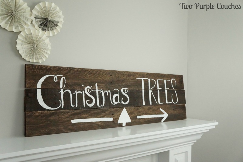 DIY pallet wood sign for the holidays