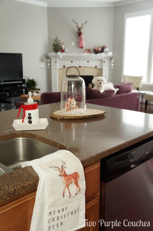 Cozy and rustic Christmas Home Tour at TwoPurpleCouches.com