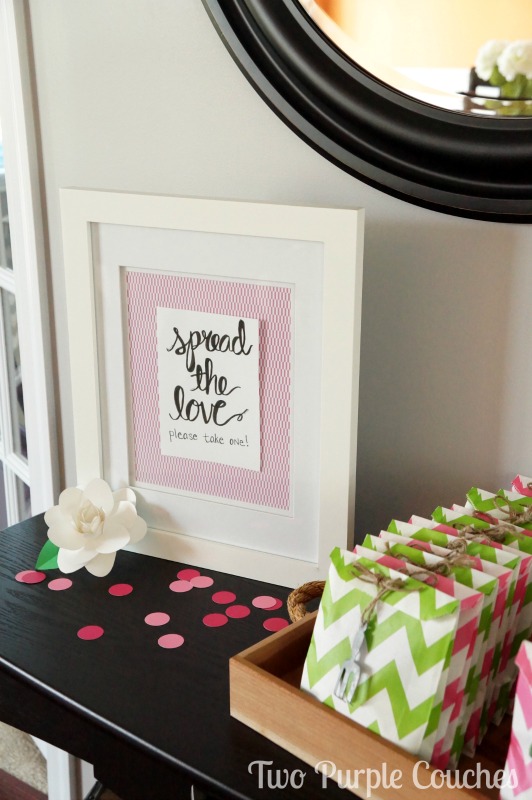 "Spread the Love" garden-inspired seed packet bridal shower favors. Too cute!