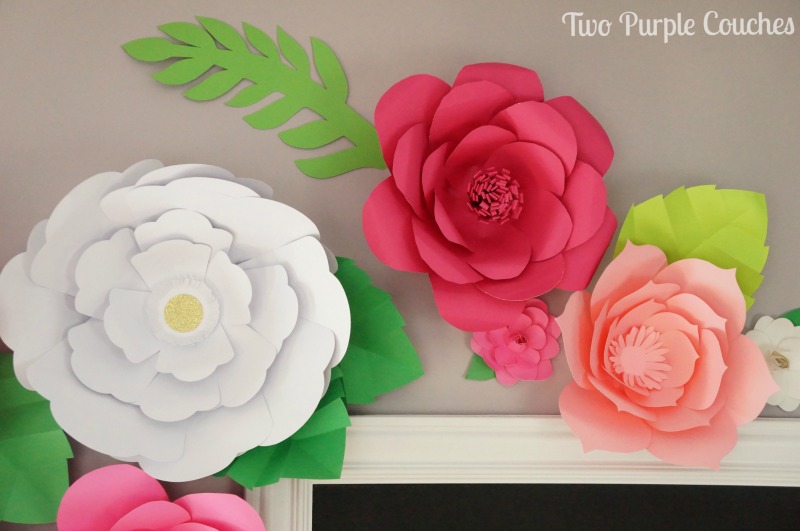 Absolutely stunning DIY paper flower backdrop. Love this idea for a shower, party or wedding!