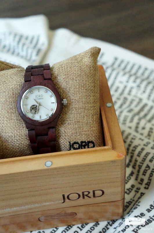 Wood textures + rich purples = this fall's must-have fashion accessory! JORD Wood Watches