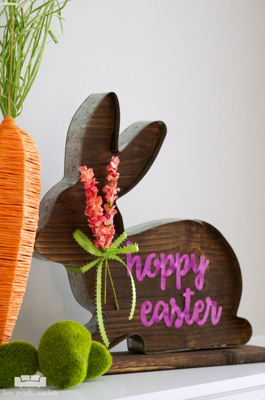 DIY Rustic Easter Bunny Sign. Cute idea for rustic spring home decor - add adhesive vinyl to a store-bought sign to make your own pretty Easter decor!