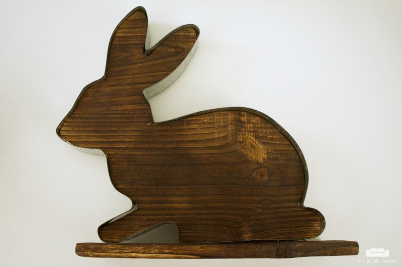 DIY Rustic Easter Bunny Sign. Cute idea for rustic spring home decor - add adhesive vinyl to a store-bought sign to make your own pretty Easter decor!