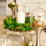 Modern Rustic Spring Tablescape - DIY ideas for casual modern rustic spring table. Set a beautiful spring table with simple decor and natural elements.