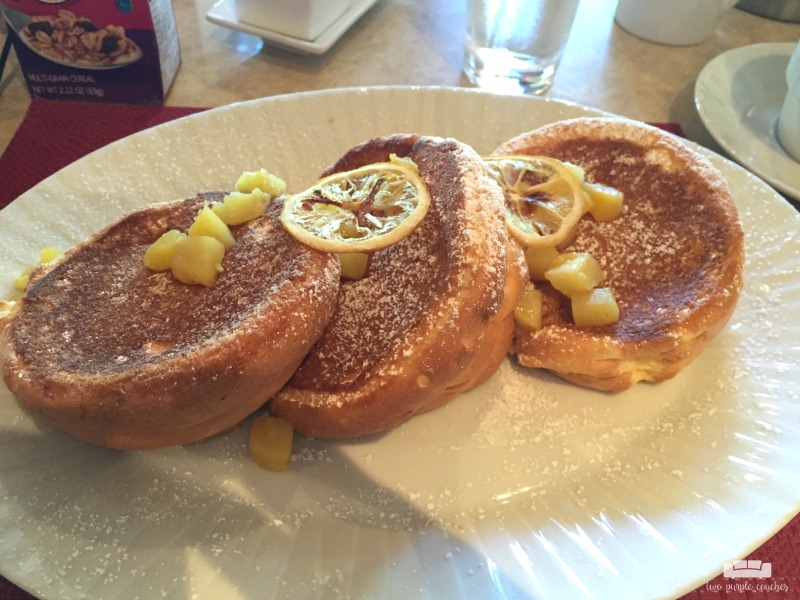 Red Salt Lemon-Pineapple Souffle Pancakes / Our favorite Kauai restaurants - great places to grab a delicious bite, sample fresh local-caught fish and enjoy a cocktail or pina colada in paradise!