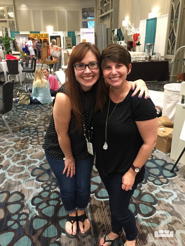 Haven Conference 2017 / I was thrilled to finally meet Amy Latta of One Artsy Mama at the conference and learn some of her hand-lettering tips!
