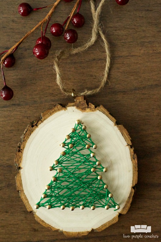 I need to make some of these for the holidays! / Rustic String Art Ornaments