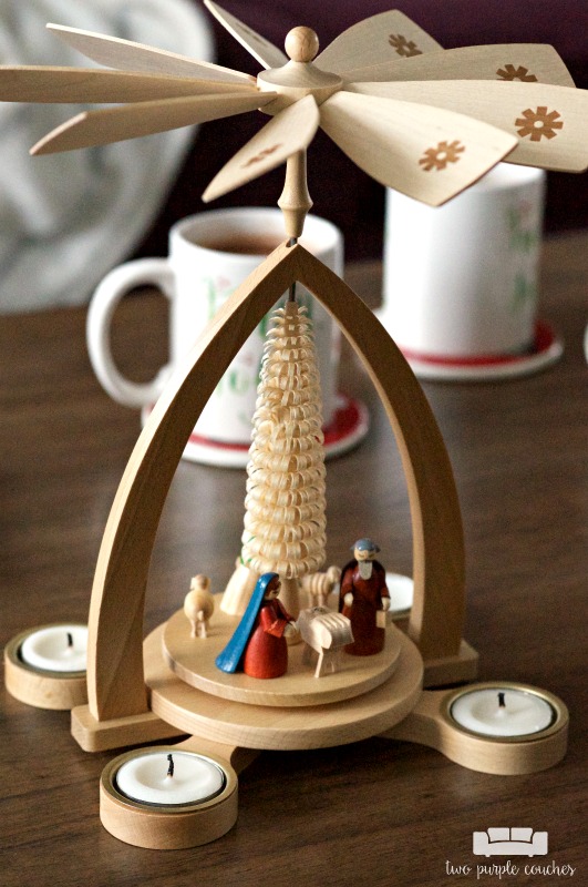 I've always wanted one of these German Christmas Pyramids! 
