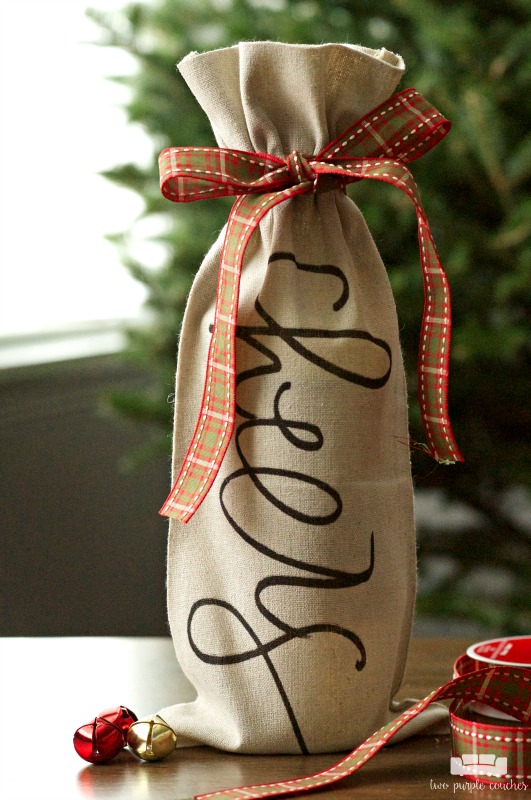 Cute handmade gift idea and hostess gift idea for the holidays! 