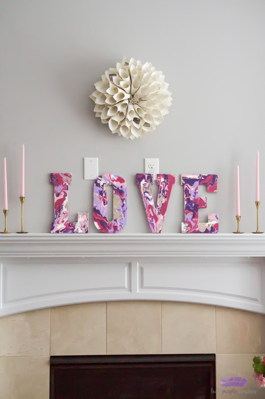 Valentine Mantel decorations